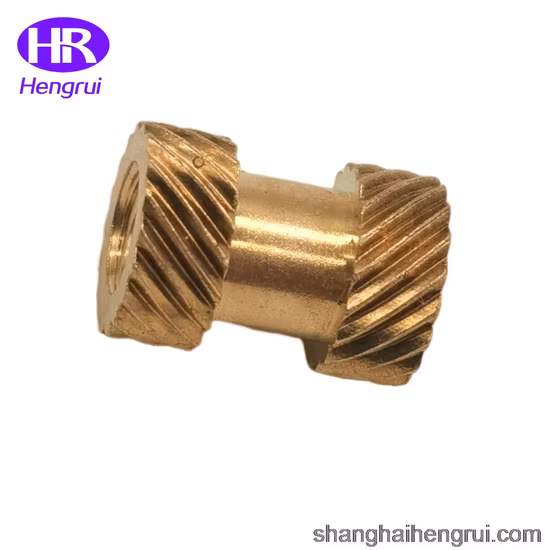Inserções de encaixe de tubo de latão, porcas de inserção moldadas em latão